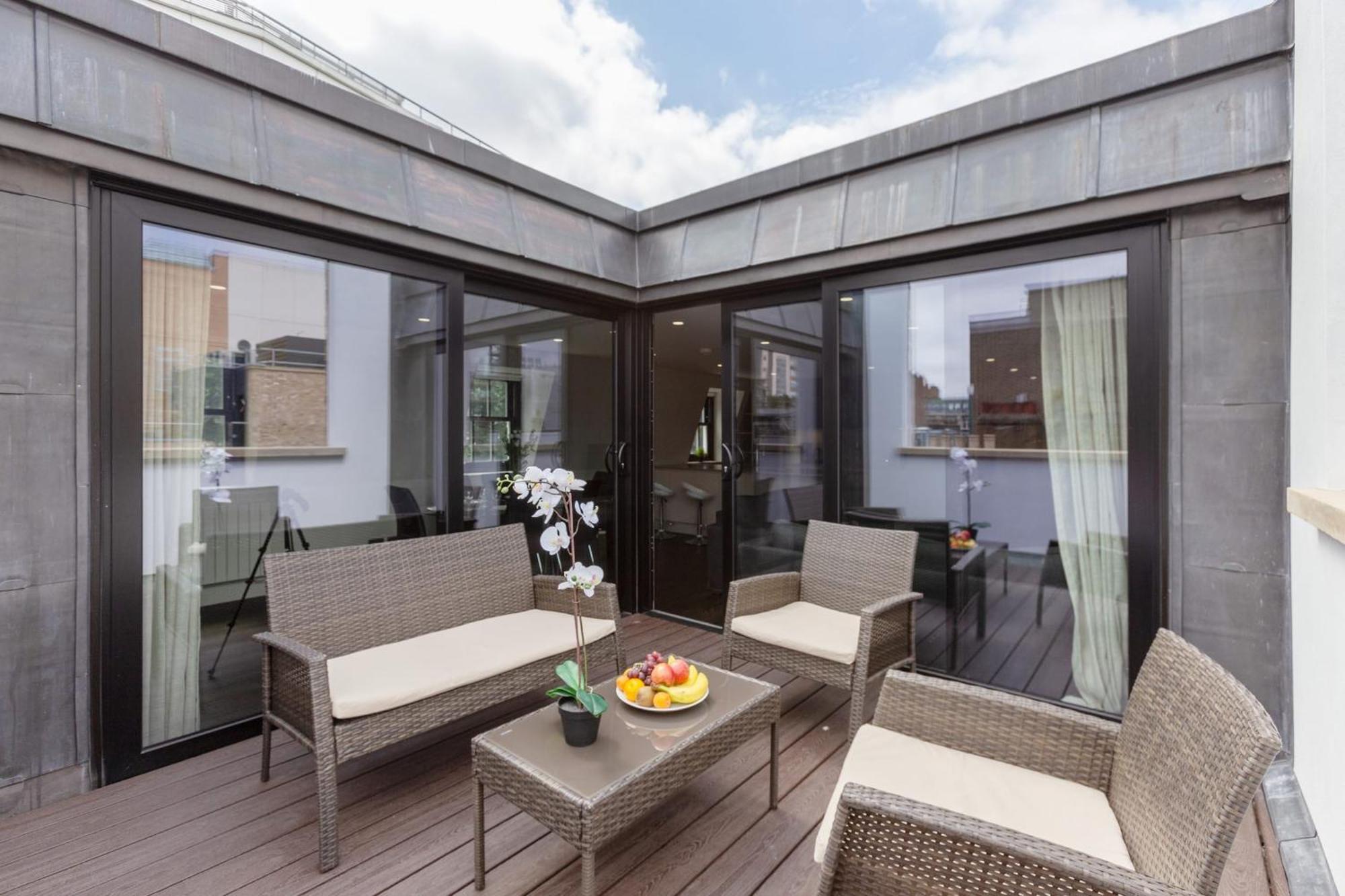 Penthouse With Private Terrace Soho - Cityapartmentstay Appartamento